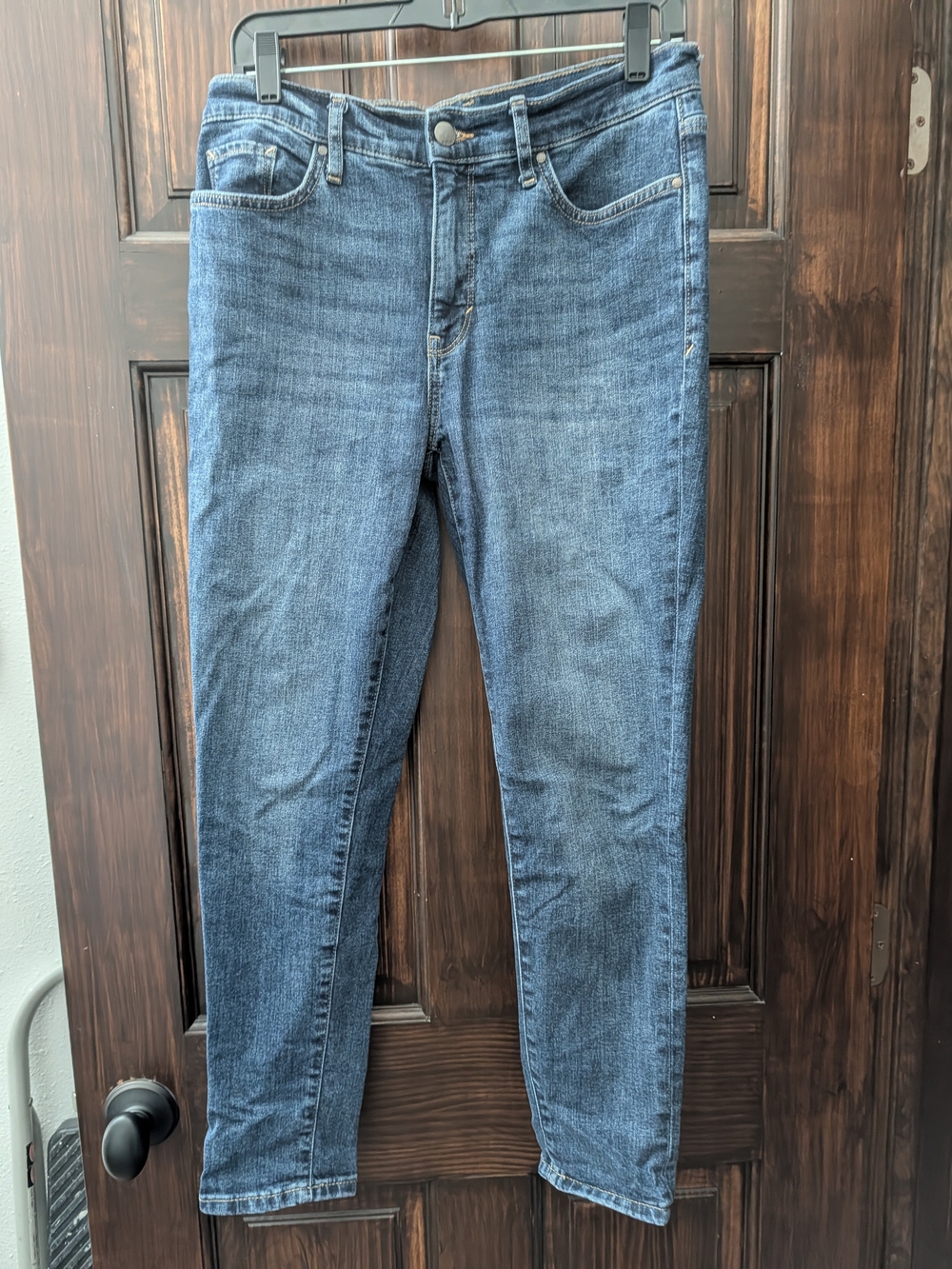 Ana Classic Blue Women's Jeans - Timeless Straight Fit